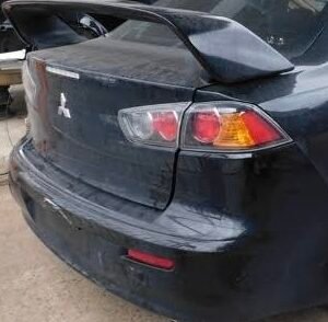 AEROFÓLIO LANCER COR PRETA