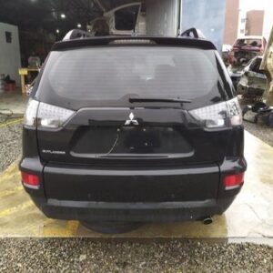 PARACHOQUE TRASEIRO E TAMPA