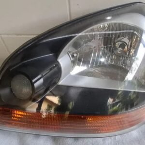 Farol Esquerdo Tucson 2010